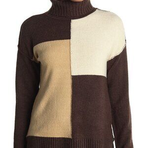 CYRUS New Boucle Sweater BNWT Turtleneck